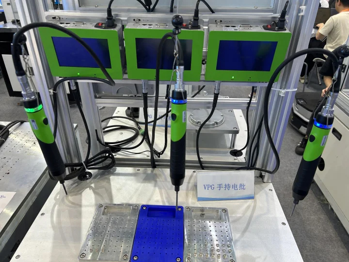 手持电批为何标配“高端”连接器？莫科连揭秘 VPG 产线背后的连接哲学
